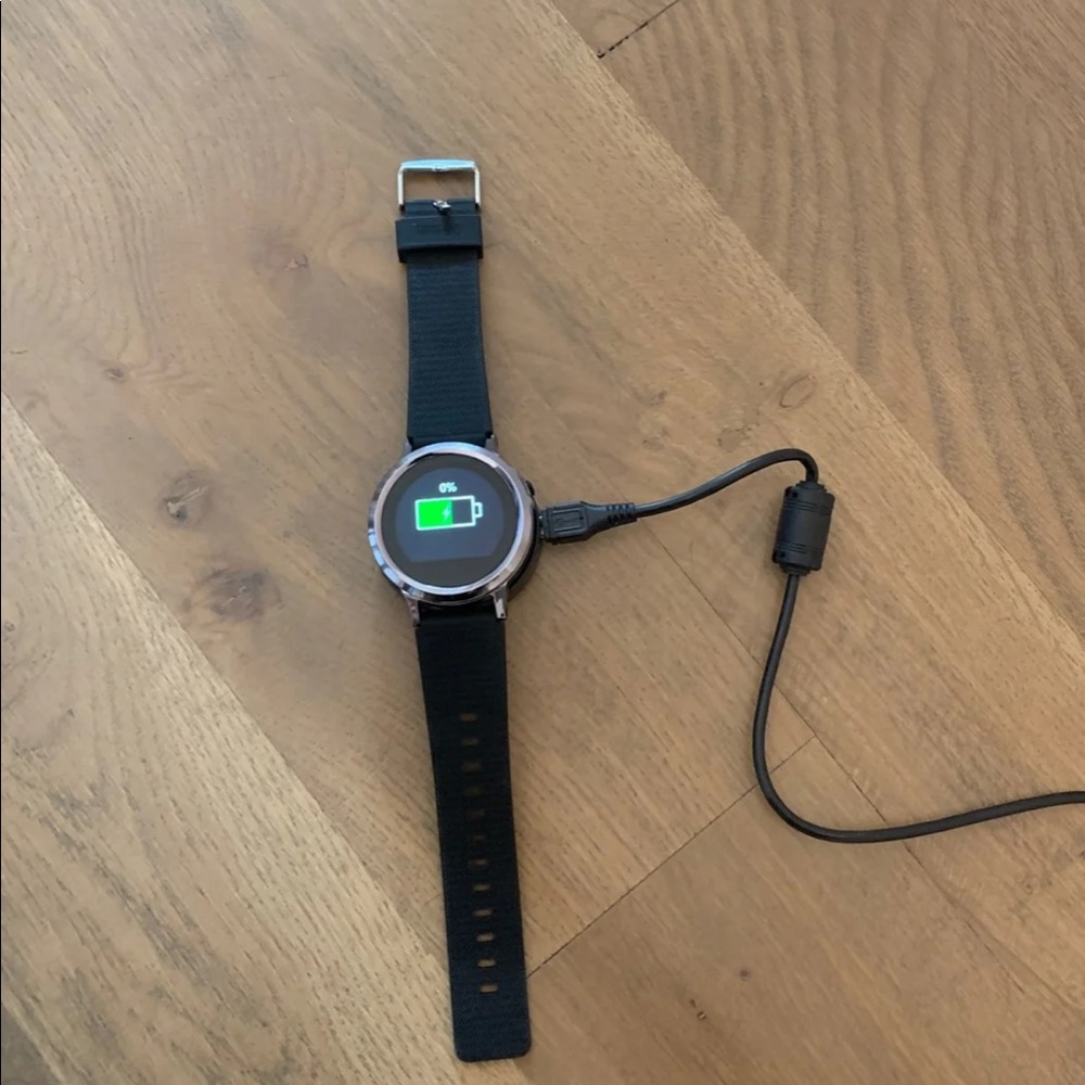 GOLFBUDDY golf watch!!! WORN ONCE. ORIGINALLY $130